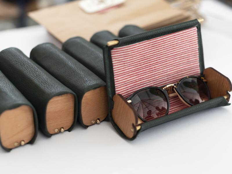 Glasses case2