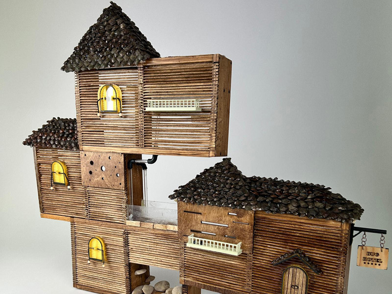 Esther Gaz ,  Shon Bezalel