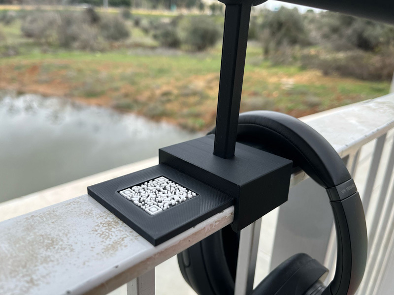 yarden taub , gilad verbov